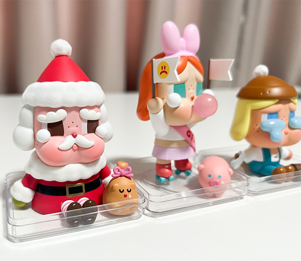 uniball-art-toy-trend-Crybaby-Character